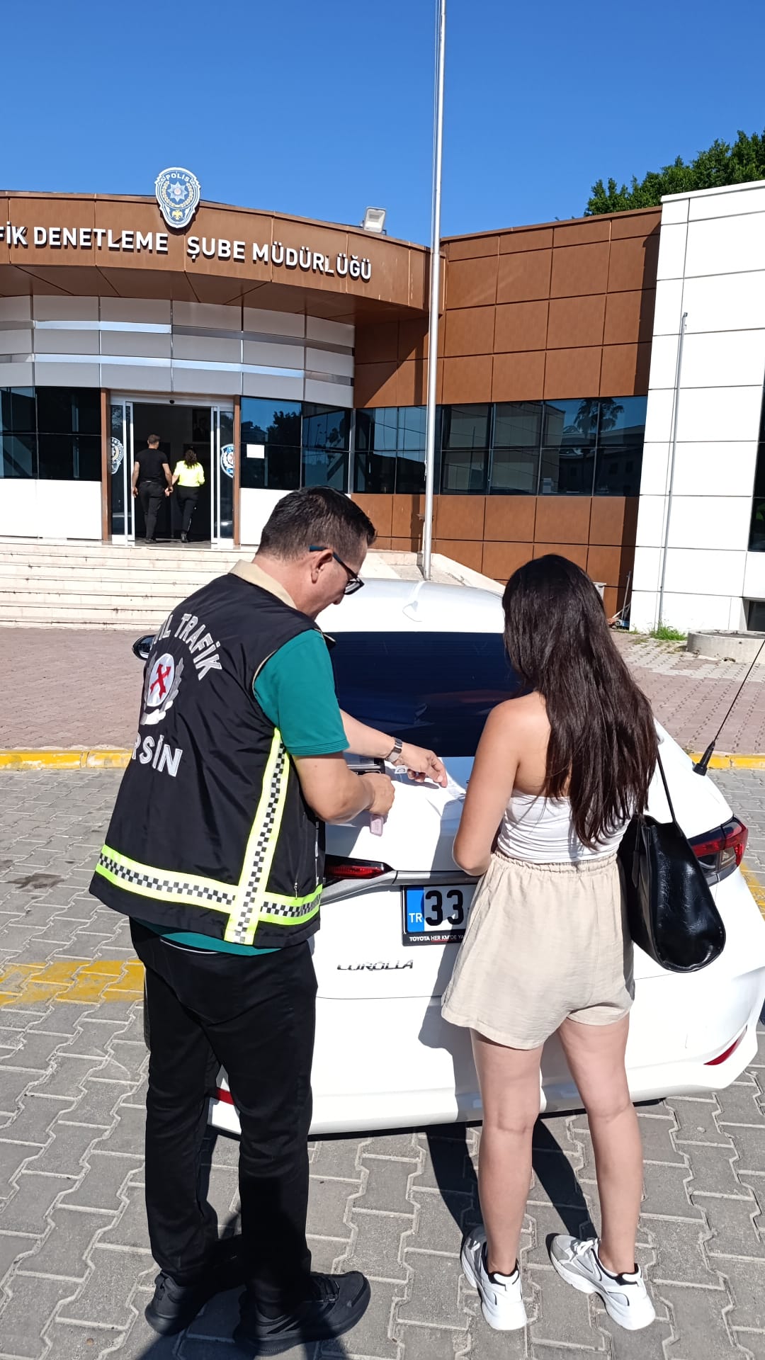 Trafik Akışını Engelleyene Ceza Kesildi