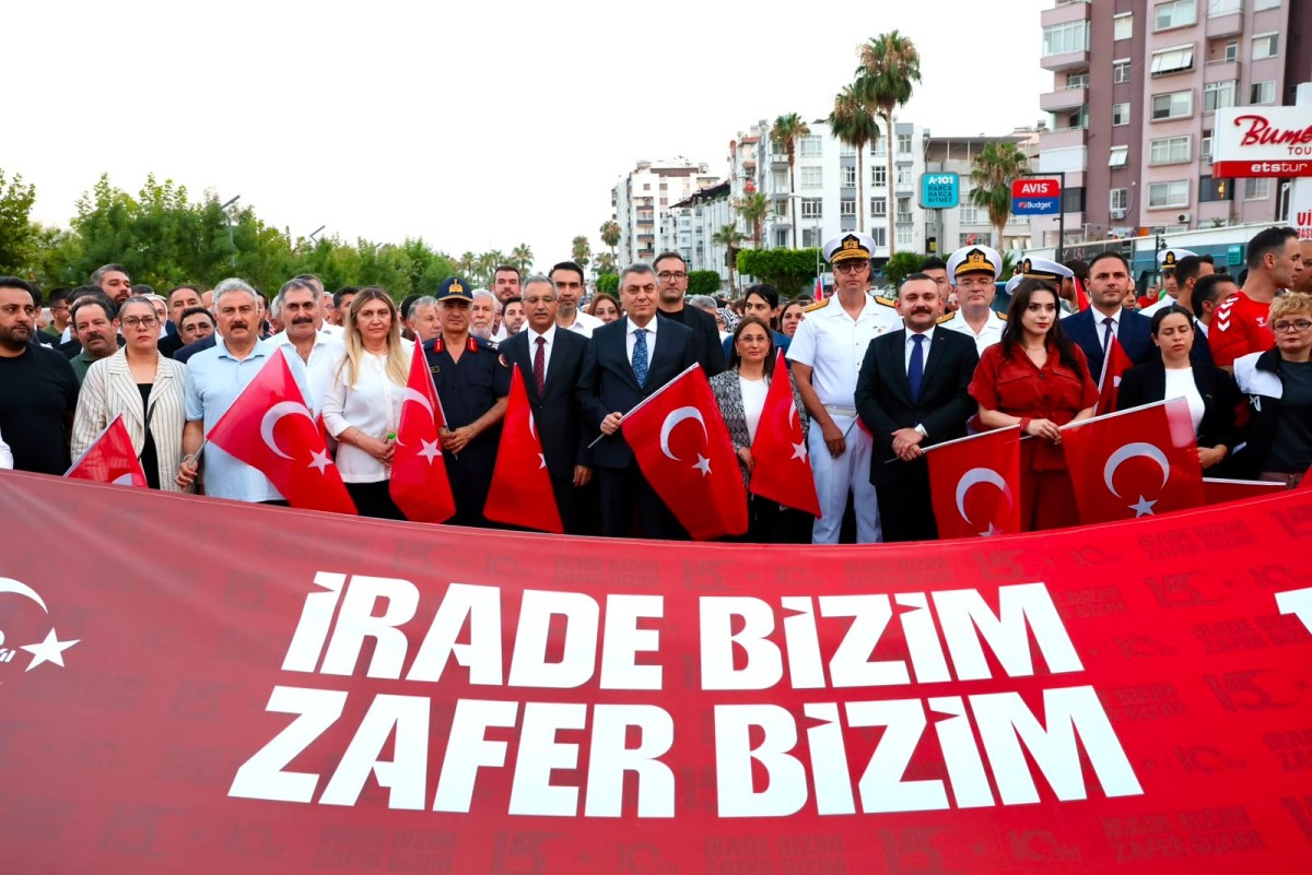 Şehitleri Anma Yürüyüşü Yapıldı