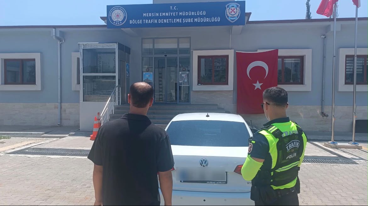 Mersin'de Narkotik Operasyonu: 155 Bin 568 Adet Sentetik Ecza Hapı Ele 