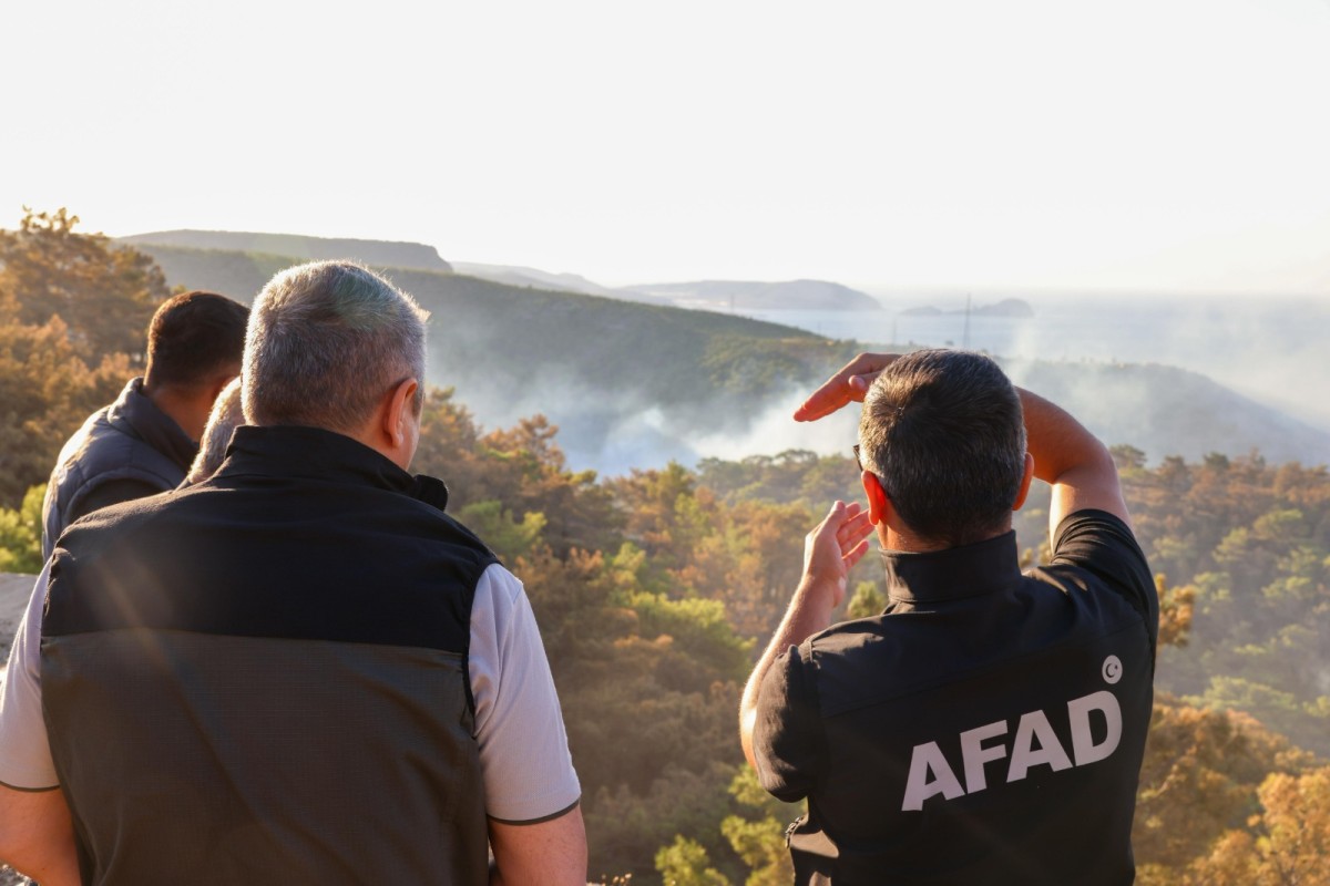 Vali Toros Yangın Yerlerinde İncelemede Bulundu