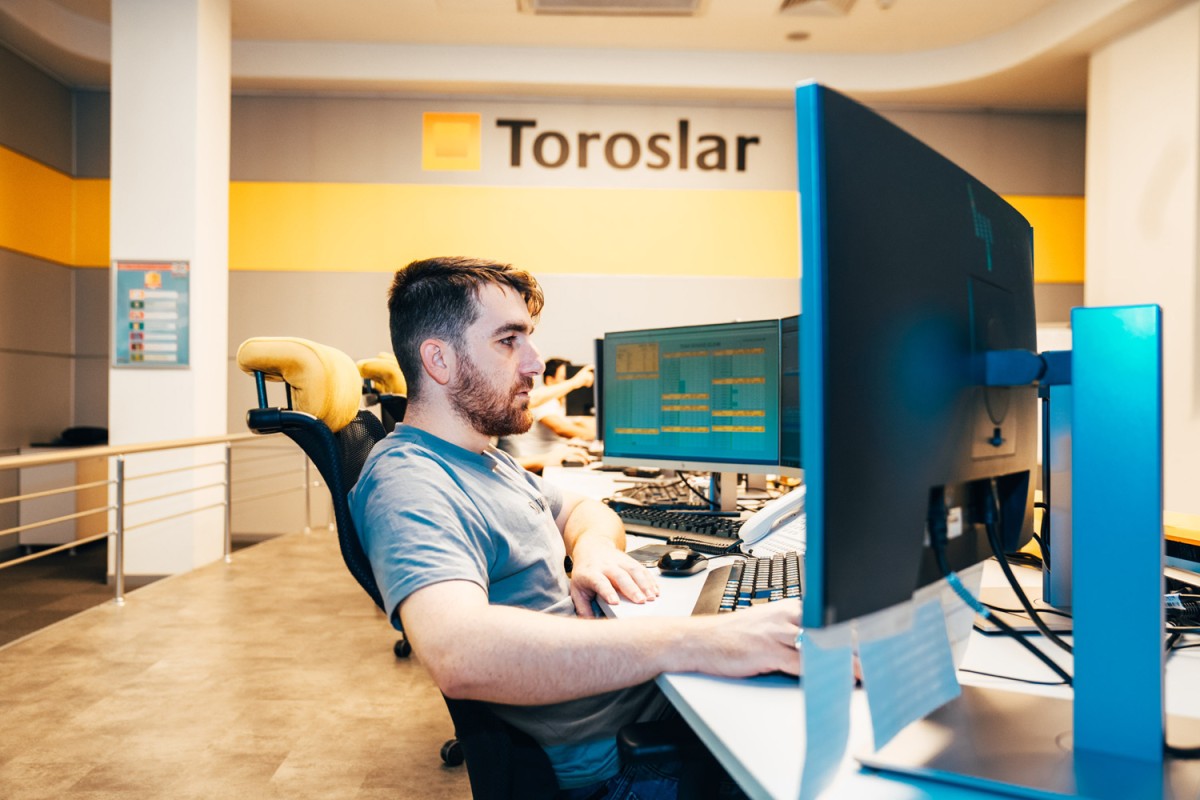 Toroslar EDAŞ Mersin’in enerji altyapısını güçlendirmeye devam ediyor 