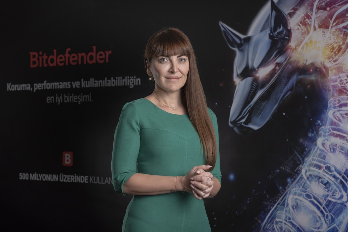 Yapay Zeka Sohbetlerinde Yazılan Her Şey Kayıt Altında Tutuluyor