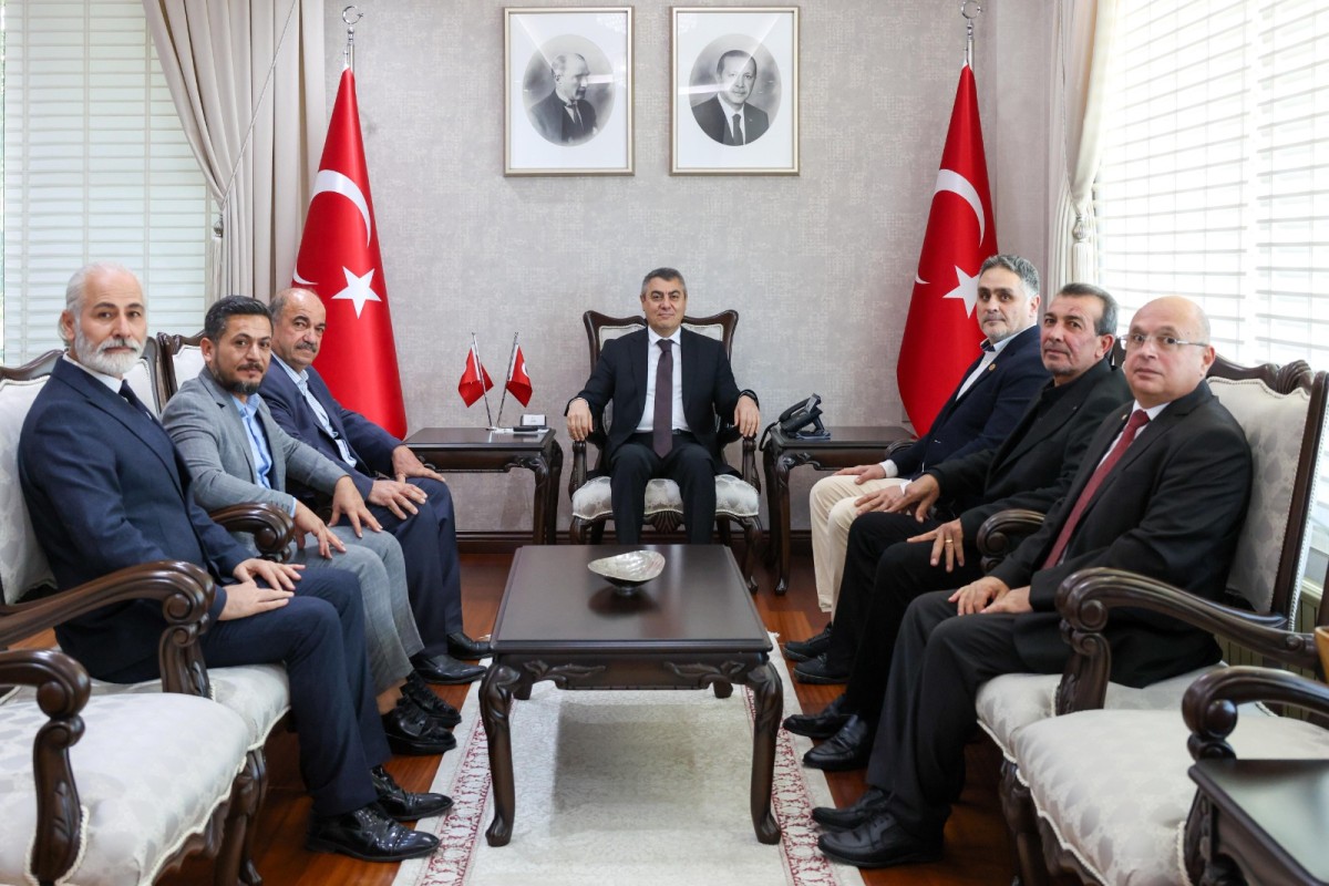 Muhtarlardan Bir Heyet Vali Toros İle Görüştü